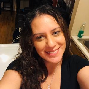 Meet your Posher, Fatima